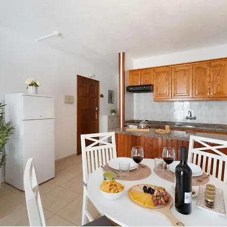 شقة Happiness Corner Floritas *