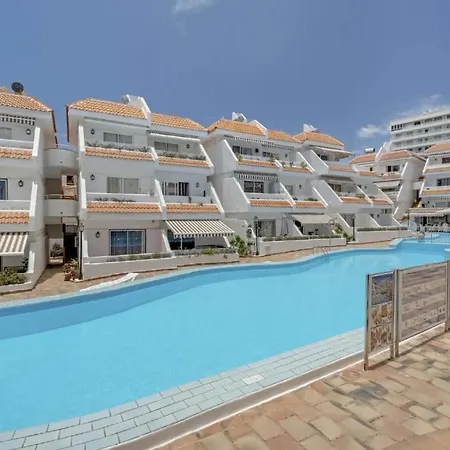 Happiness Corner Floritas *