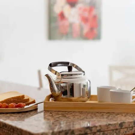 Happiness Corner Floritas דירה