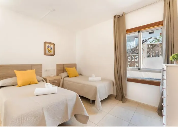 Happiness Corner Floritas * プラヤ・デ・ラス・アメリカス