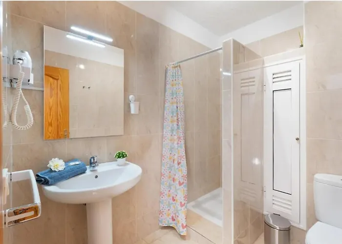 Happiness Corner Floritas Lägenhet